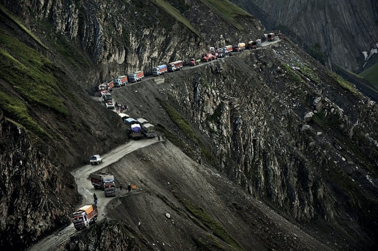 the-20-most-dangerous-roads-in-the-world-20151018-7.jpg