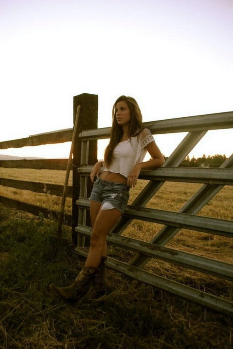 Country Girls Make Your Friday A Little Sweeter 31 Photos Suburban Men