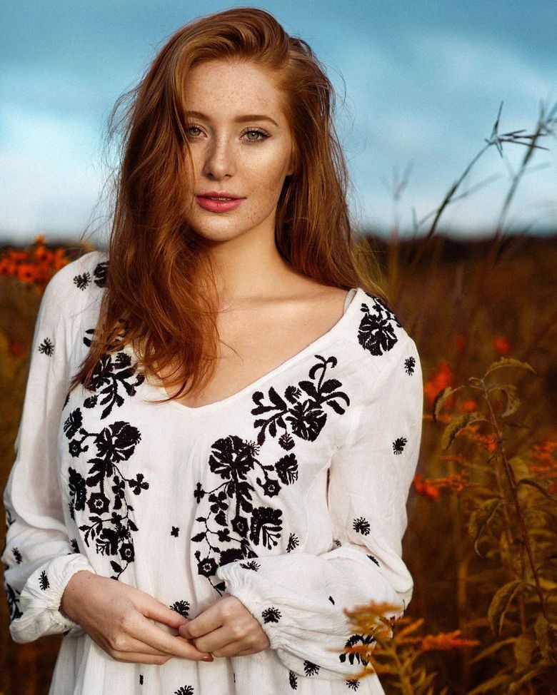 If You Like Red Hair And Freckles Madeline Ford Is Your Girl 22 Photos Suburban Men