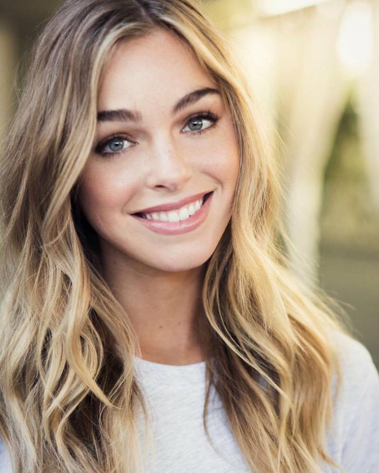 Instagram Crush: Elizabeth Turner (23 Photos) – Suburban Men