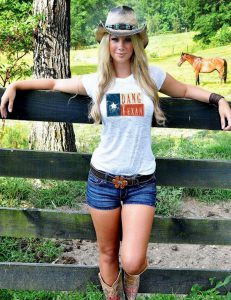 It’s a Country Girl Kind of Day (23 Photos) – Suburban Men