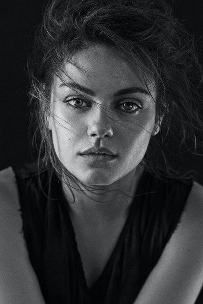 Women We Love – Mila Kunis (32 Photos) – Suburban Men