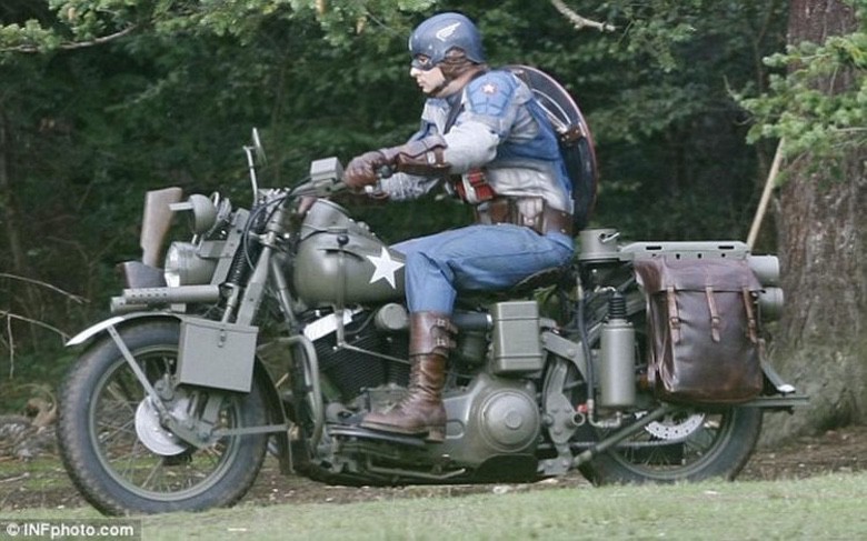 softail slim captain america