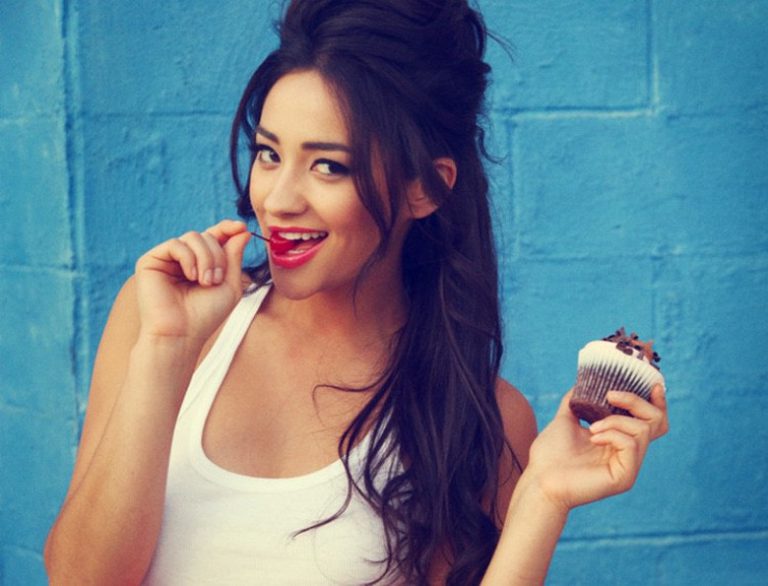 Women We Love: Shay Mitchell (24 Photos) – Suburban Men