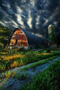 Picturesque Old Weathered Barns (28 Photos) – Suburban Men