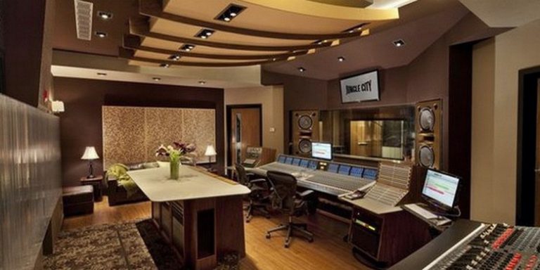 A Home Music Studio Will Get the Creative Juices Flowing (25 Photos ...