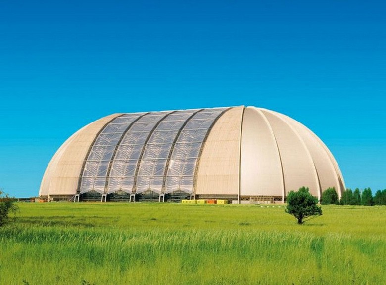 You’ll Never Believe the Awesome Waterpark Inside this Old German Airship Hangar (1)