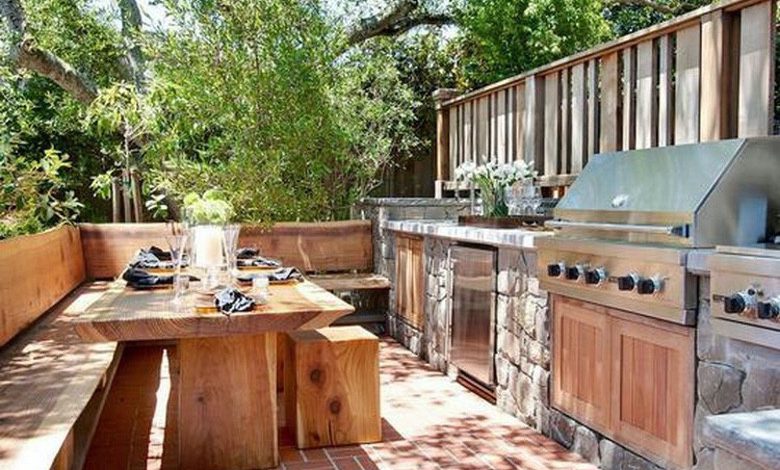 These Outdoor Kitchens Help You Get Your Grill On (1)