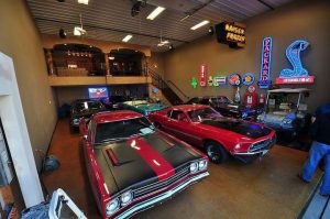 A Man’s Garage is His Castle (32 Photos) – Suburban Men