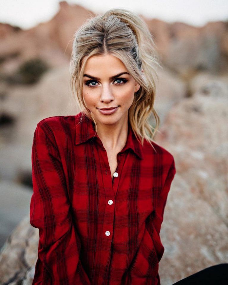 Can You Blame Us For Featuring Marina Laswick Again 29 Photos Suburban Men 