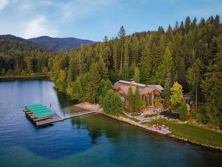 Dream House: Lodge on Hayden Lake (24 Photos) – Suburban Men
