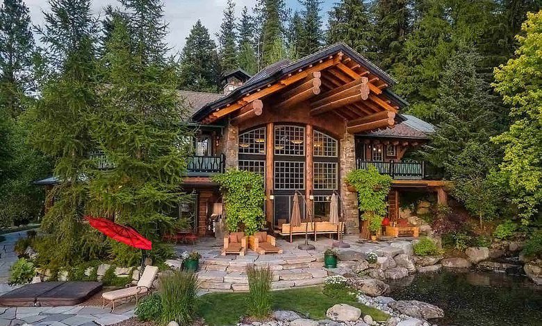 Dream House: Lodge on Hayden Lake (1)