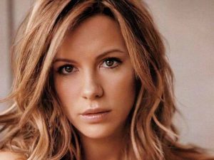 Women We Love: Kate Beckinsale (27 Photos) – Suburban Men