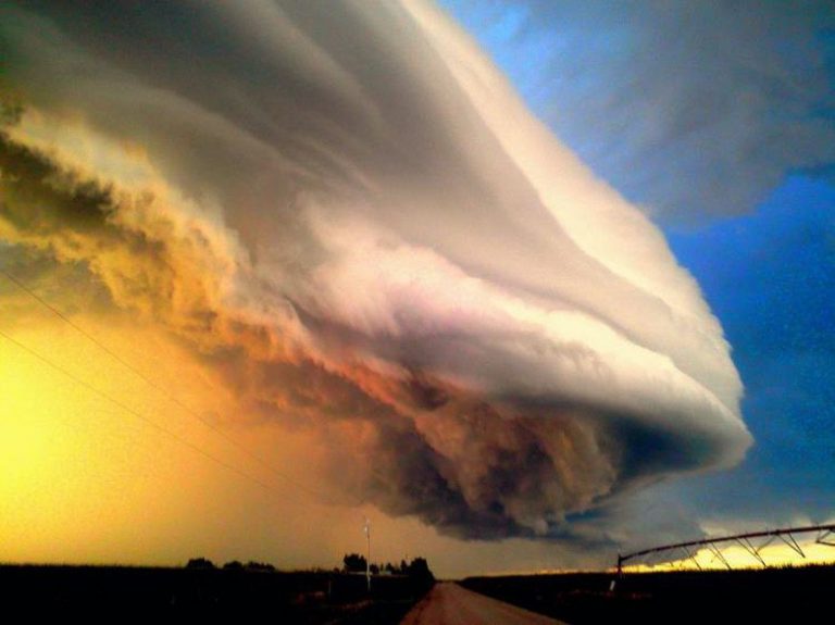 Supercell Thunderstorms Are Dangerously Beautiful (17 Photos ...