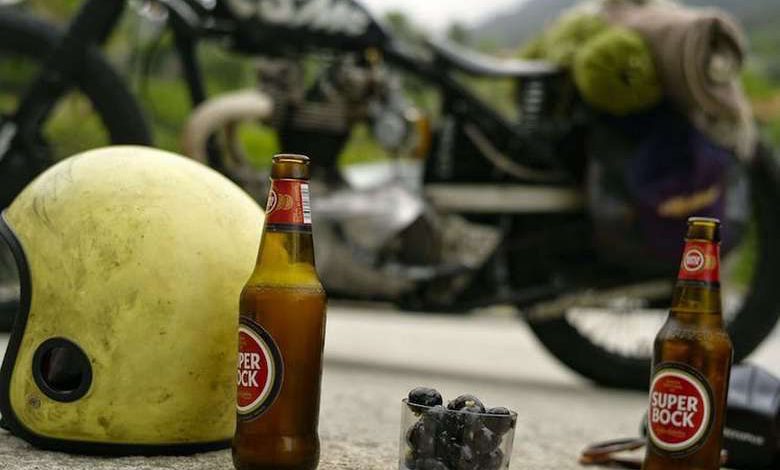 Suburban Men Happy Hour Women Food Drink (1)