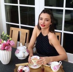 Women We Love: Miranda Kerr (26 Photos) – Suburban Men