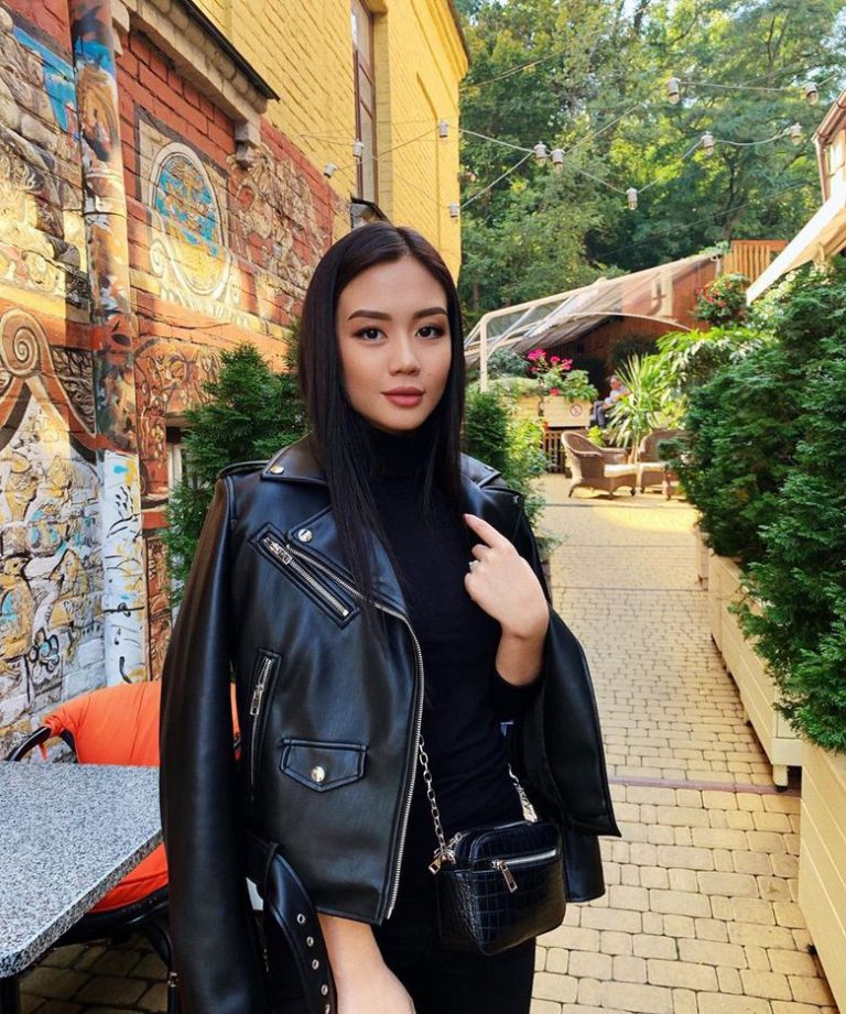 Instagram Crush: Aijan Asemova (23 Photos) – Suburban Men