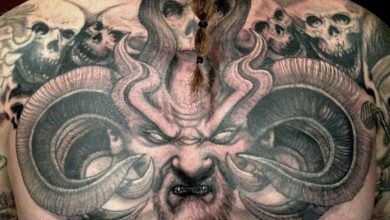 These 25 Creepy Tattoos Will Get You in the Halloween Spirit (1)