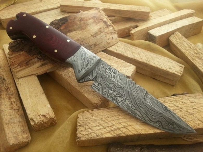 Suburban Men We Love the Craftsmanship in These Custom Knives (1)