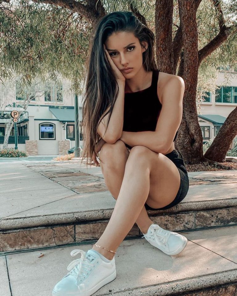 Instagram Crush Natalie Gibson (25 Photos) Suburban Men
