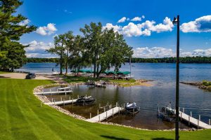 Dream House: Minnesota Lakefront Luxury Resort Home (29 Photos ...